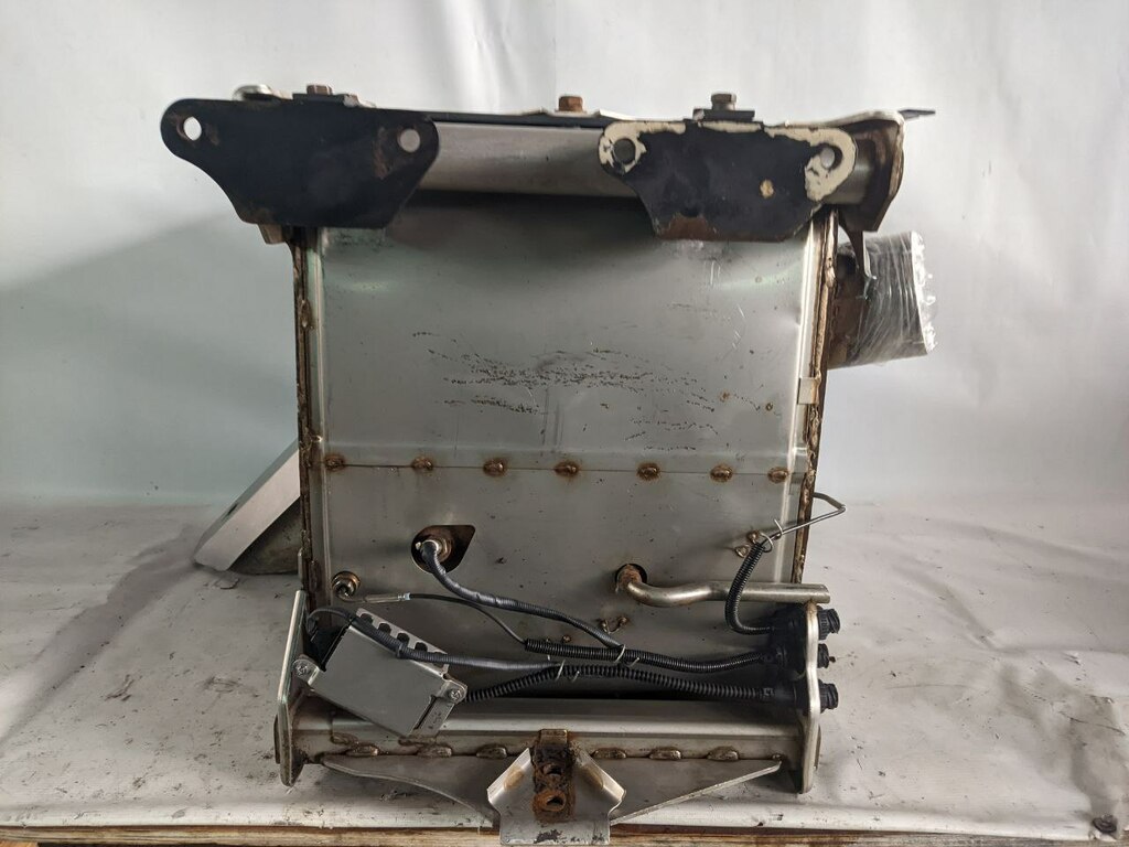 глушитель основной б/у - 2